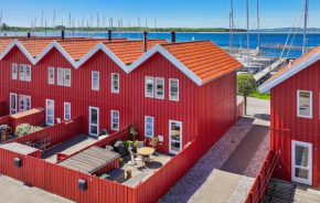 2 Bedroom Beautiful Home In Ebeltoft, Ebeltoft
